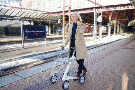 Carbon Ultralight rollator, kleur ROOD!