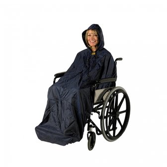 Regenponcho voor rolstoel, zonder mouwen, tot over de voeten.