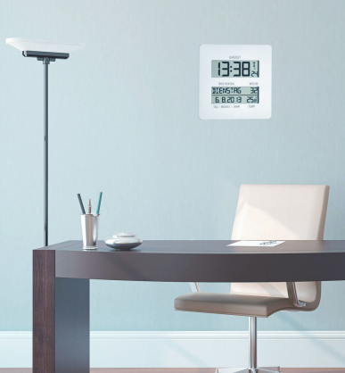 Radiografische klok met temperatuurweergave