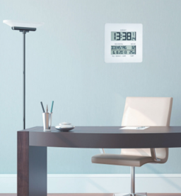 Radiografische klok met temperatuurweergave